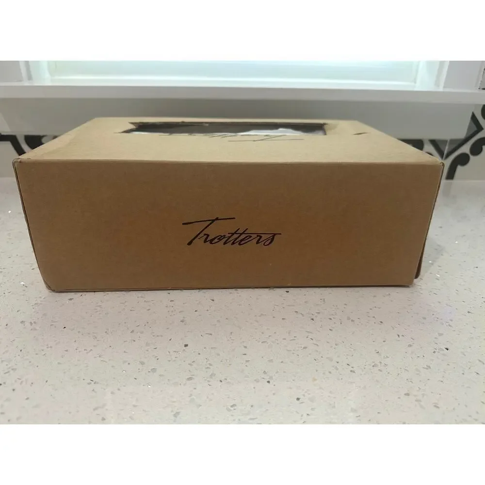 Trotters Women's Kiera Pump, Nude, Size 9.5